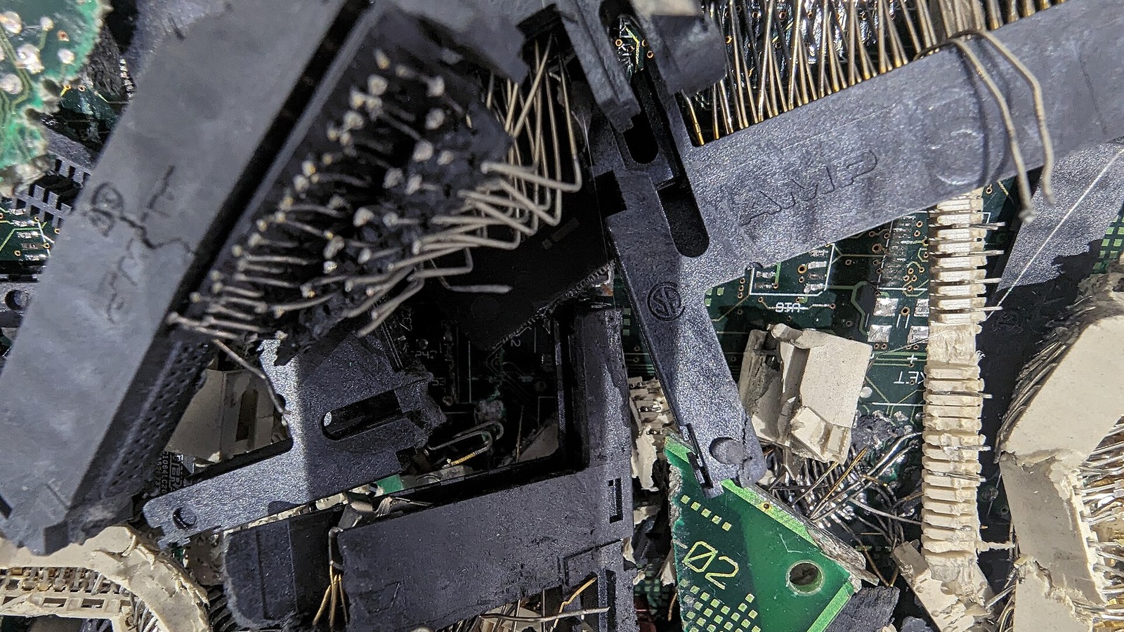 Imagem editorial relacionada a Intel AMD estão suspendendo vendas Rússia